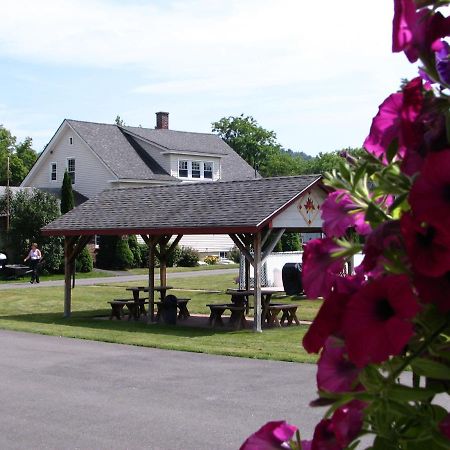 Maple Leaf Motel Littleton Extérieur photo